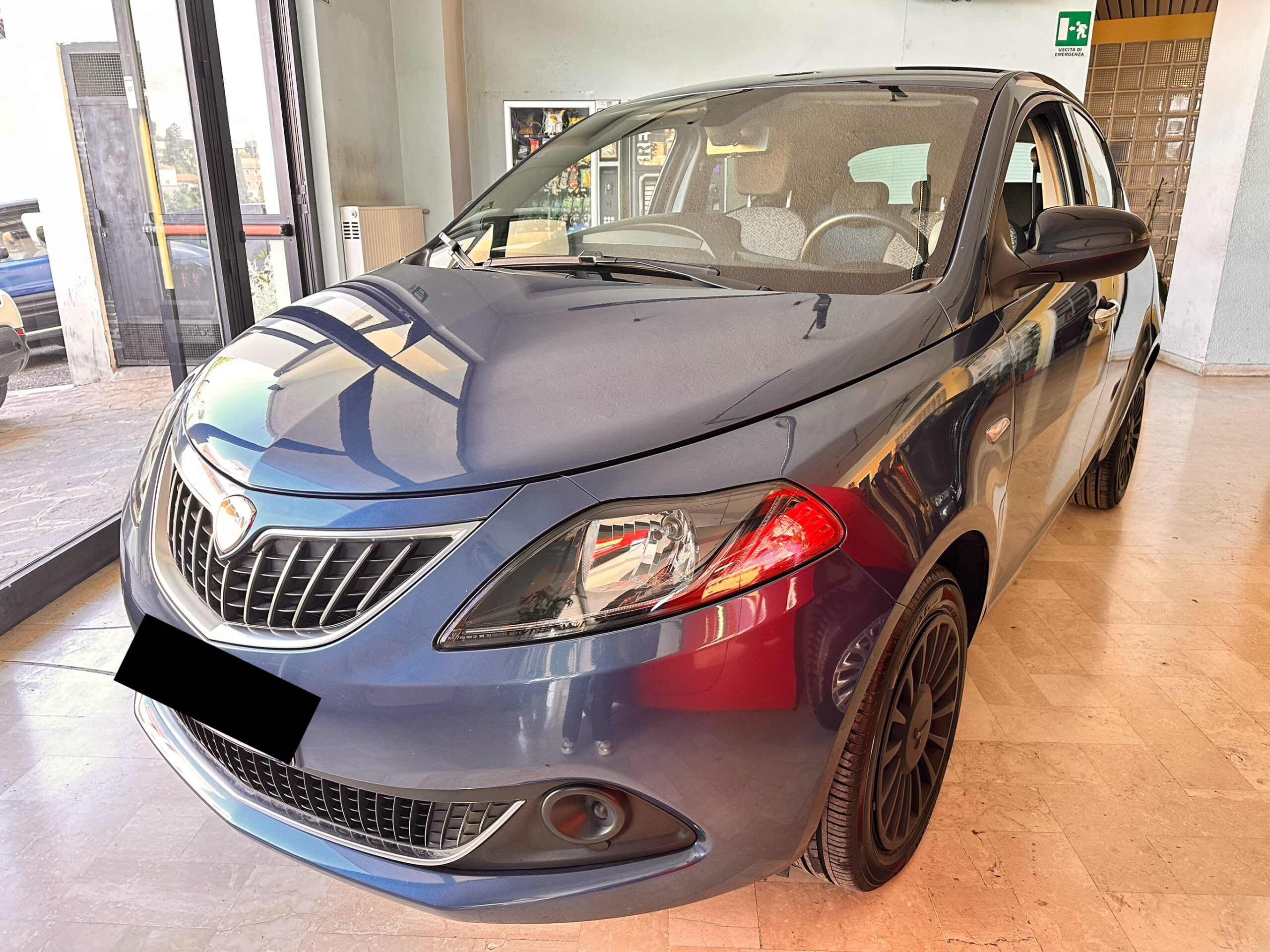 Lancia Ypsilon