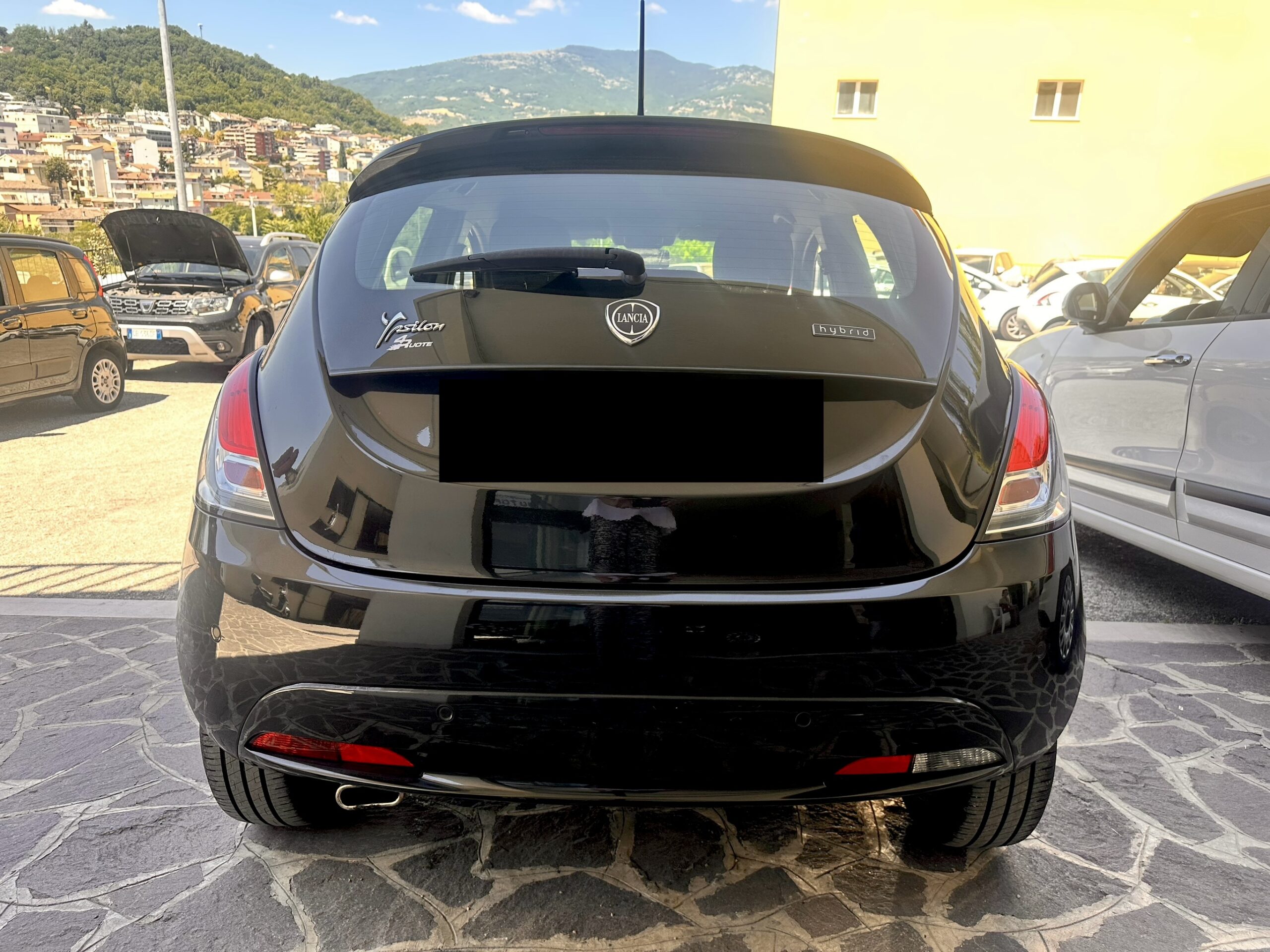 Lancia Ypsilon