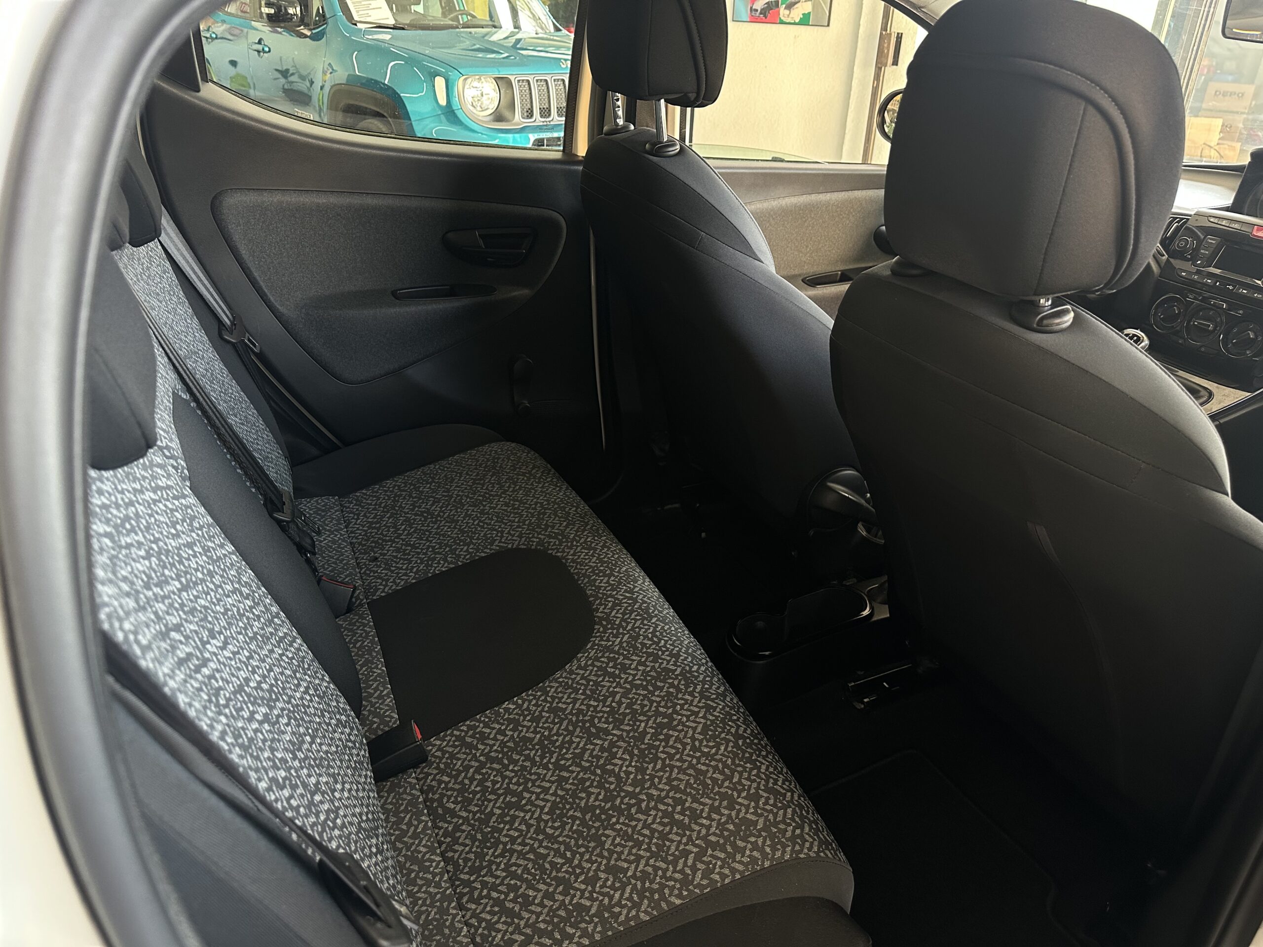 Lancia Ypsilon